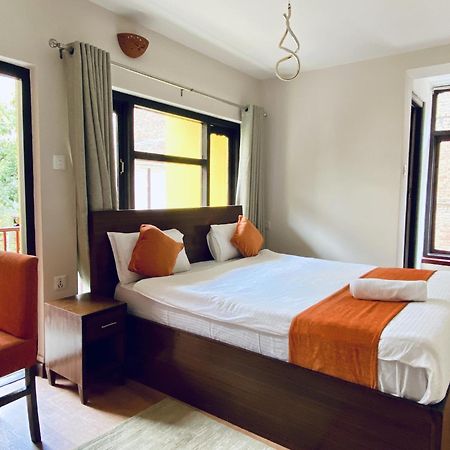 Hotel Pala Катманду Екстер'єр фото