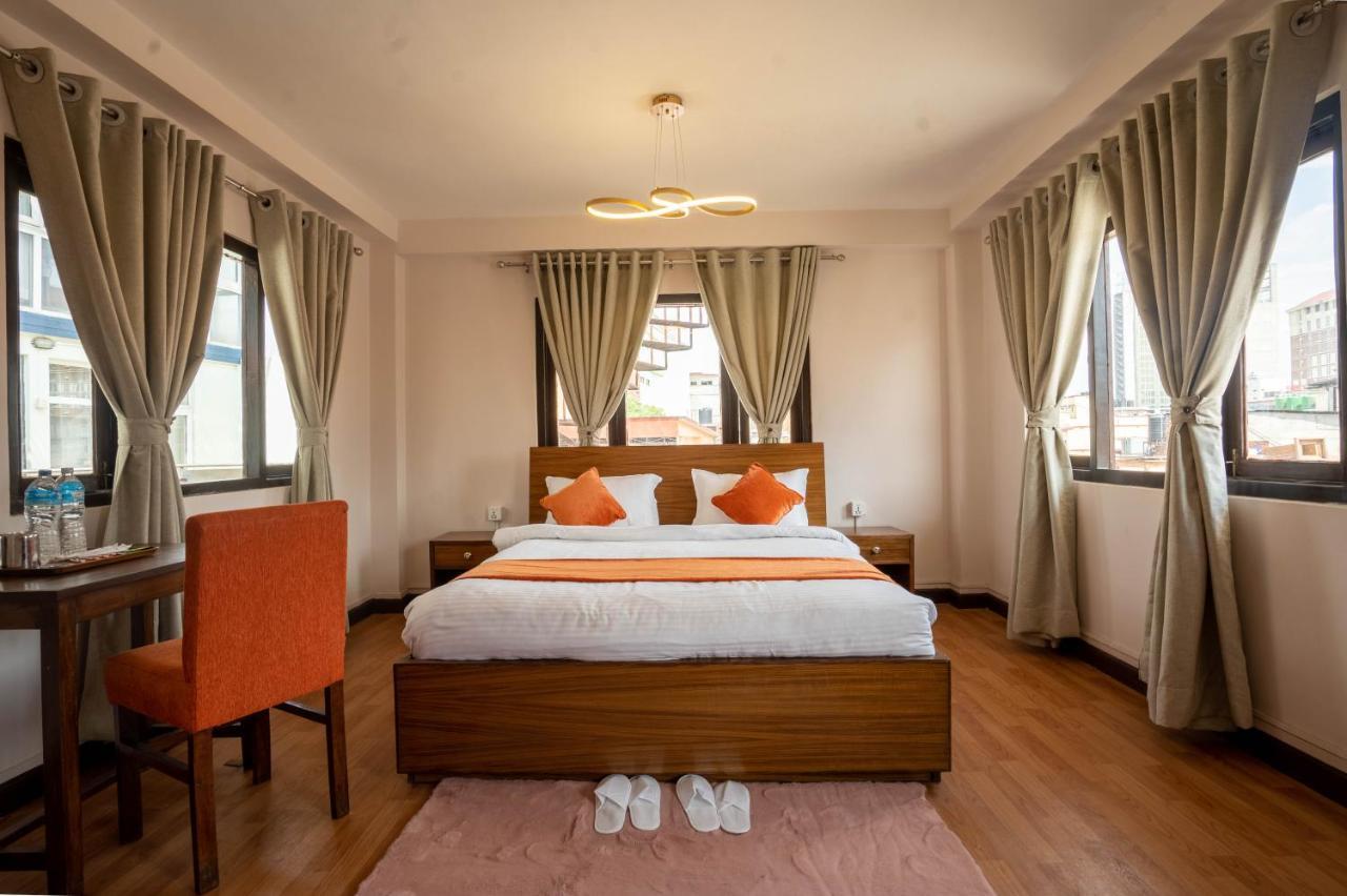Hotel Pala Катманду Екстер'єр фото