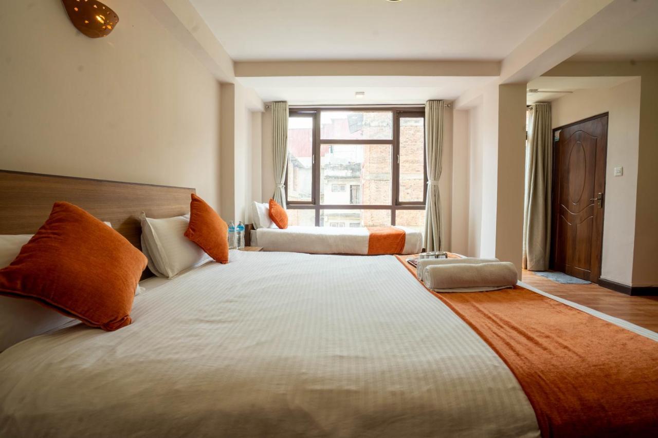 Hotel Pala Катманду Екстер'єр фото