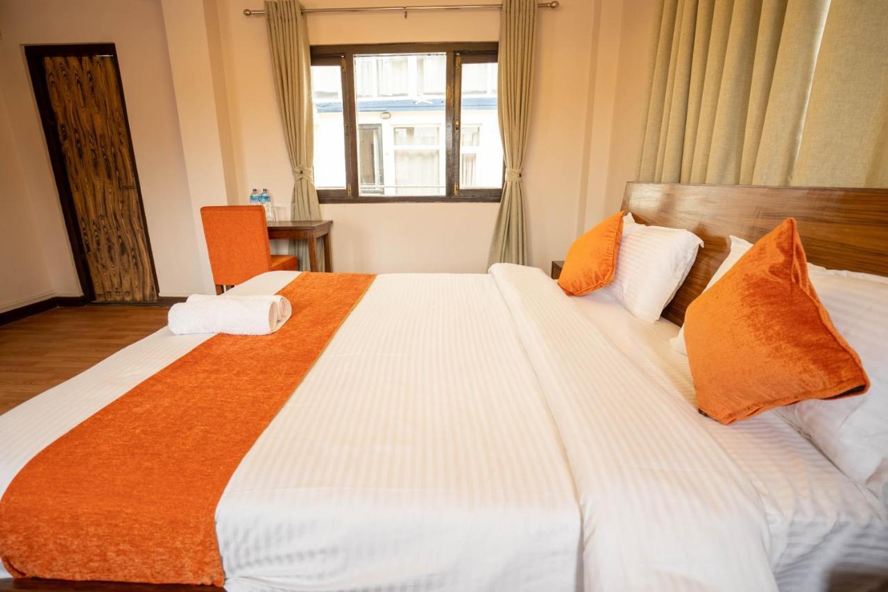 Hotel Pala Катманду Екстер'єр фото