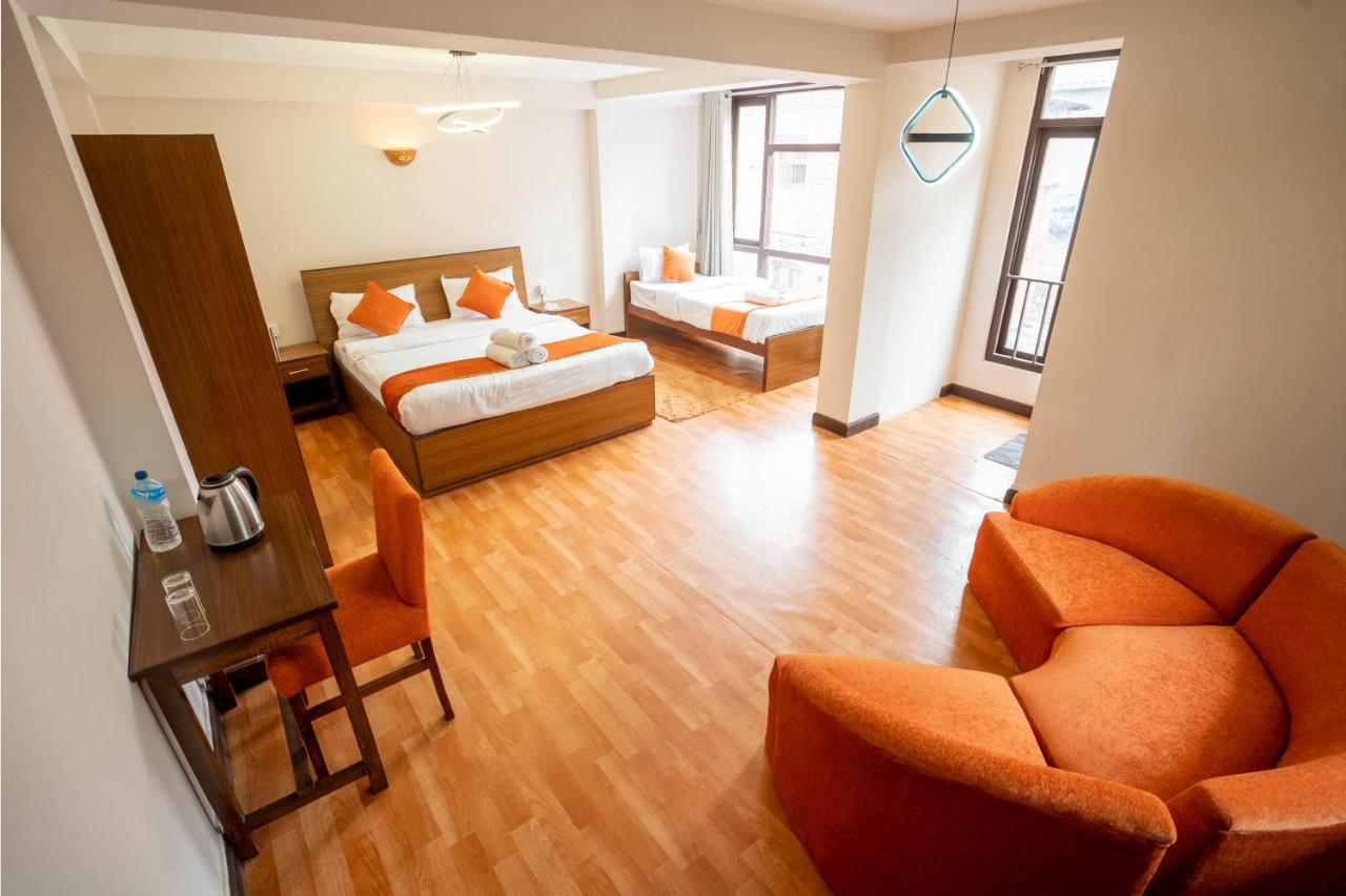 Hotel Pala Катманду Екстер'єр фото