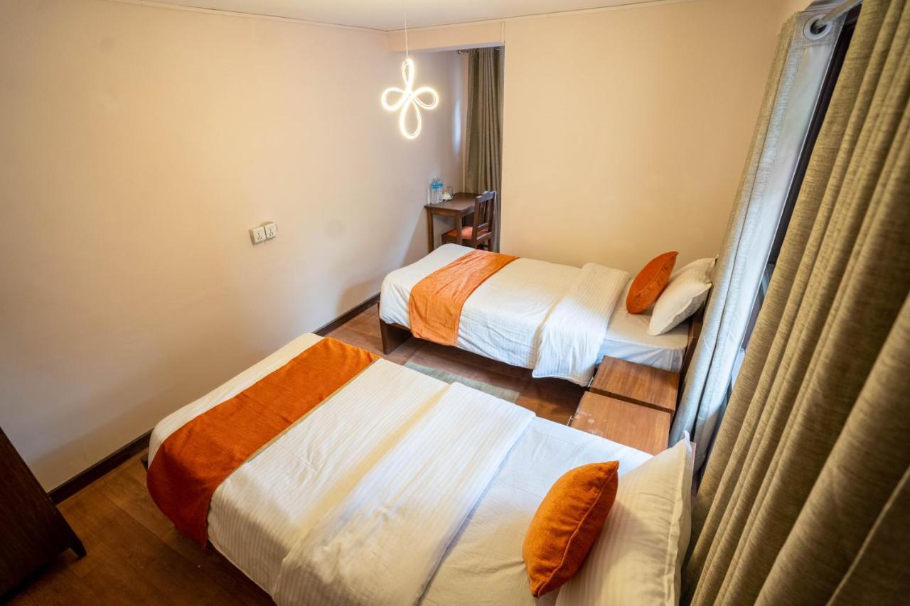 Hotel Pala Катманду Екстер'єр фото