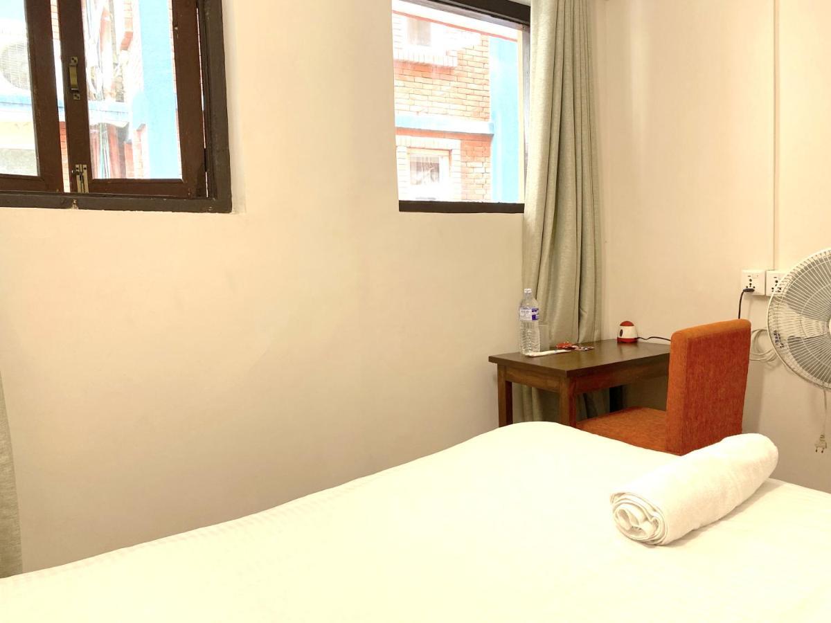 Hotel Pala Катманду Екстер'єр фото