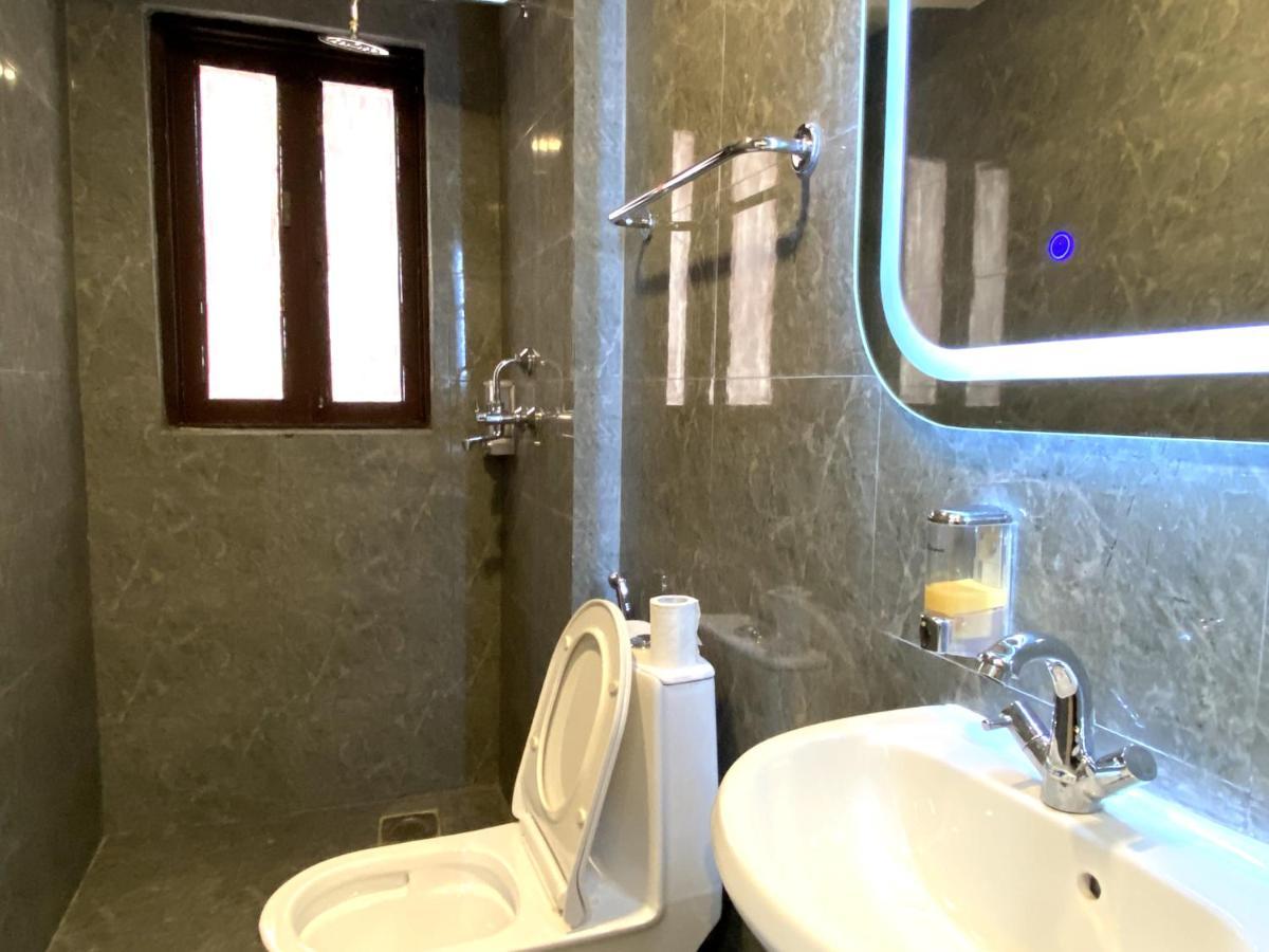 Hotel Pala Катманду Екстер'єр фото