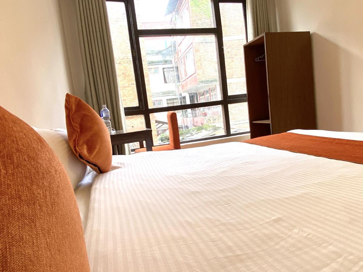 Hotel Pala Катманду Екстер'єр фото